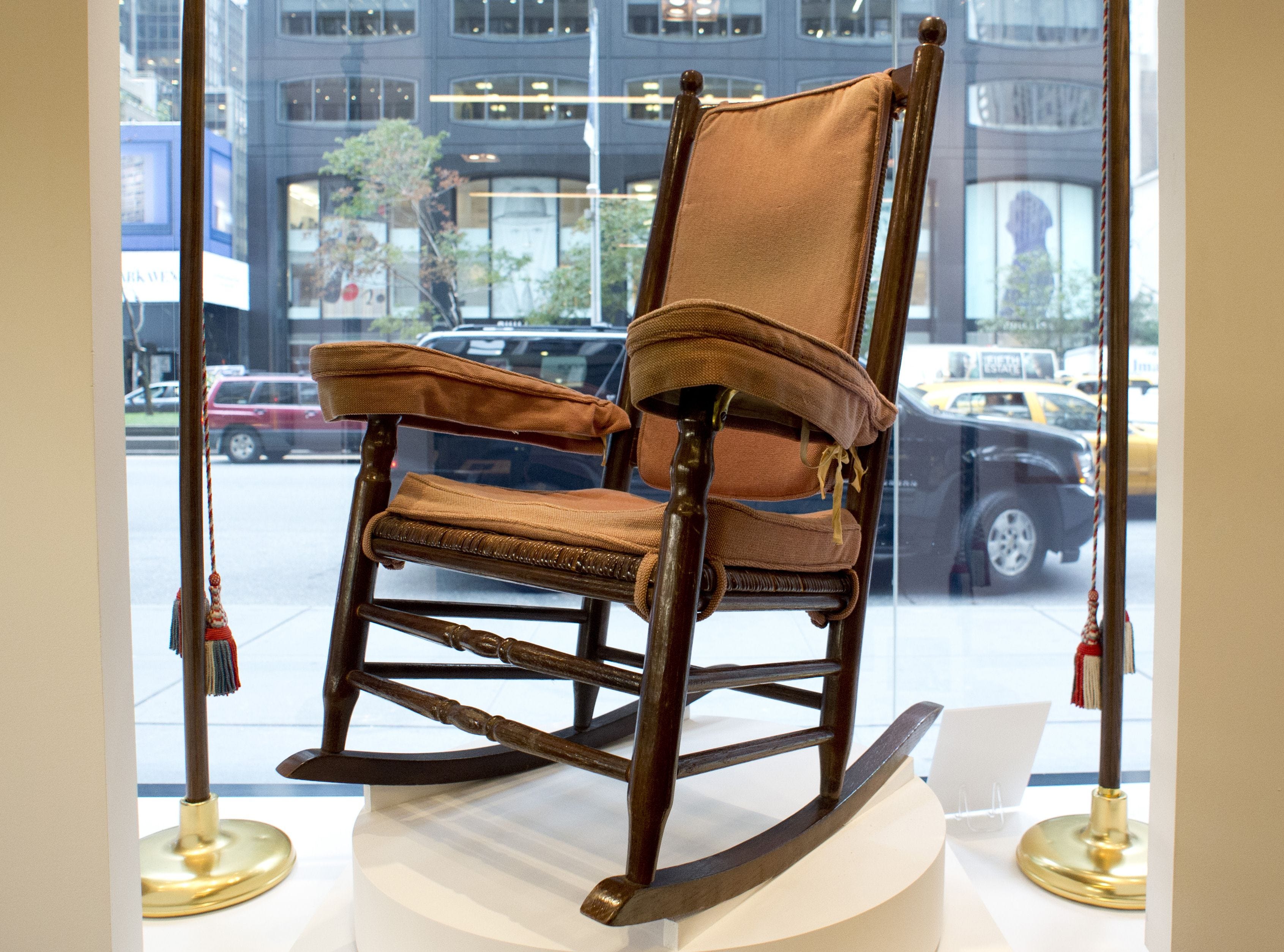 jfk oval office chair